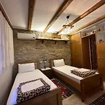 Hotel Ahmetaj 3*