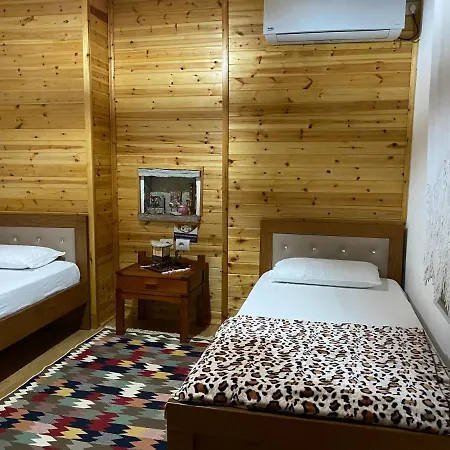 Hotel Ahmetaj 3*