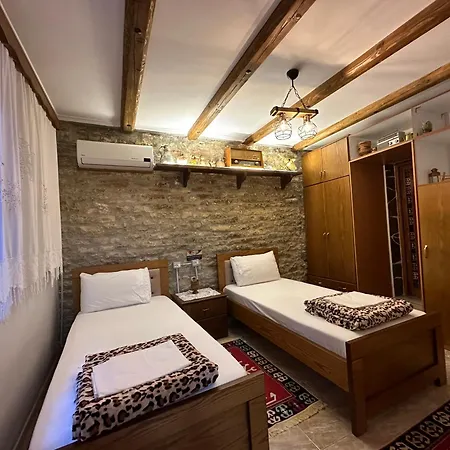 Hotel Ahmetaj 3*