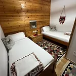 Hotel Ahmetaj 3*
