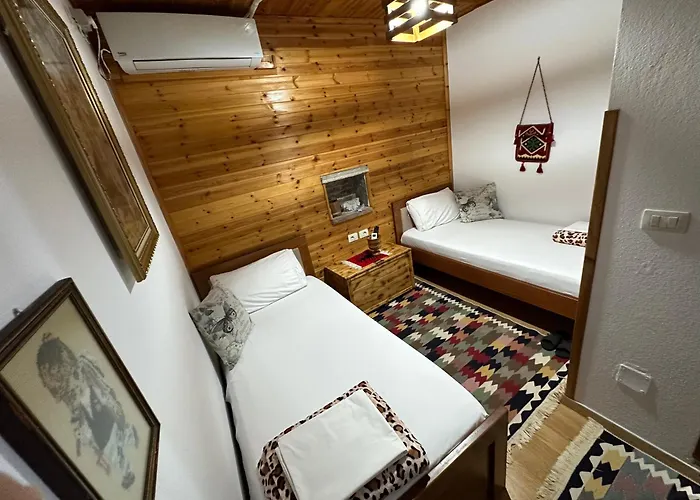 Ahmetaj Hotel 3*