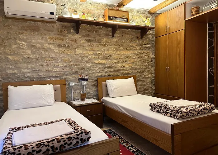 Ahmetaj Hotel 3*