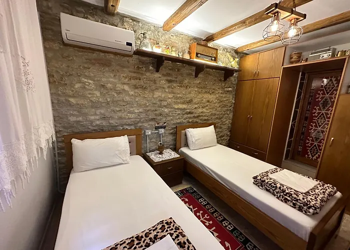 Ahmetaj Hotel 3*