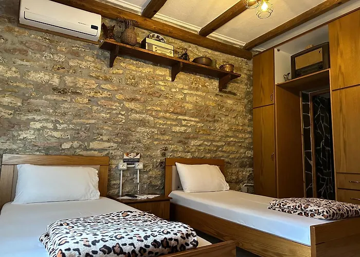 Ahmetaj 3* Gjirokastër