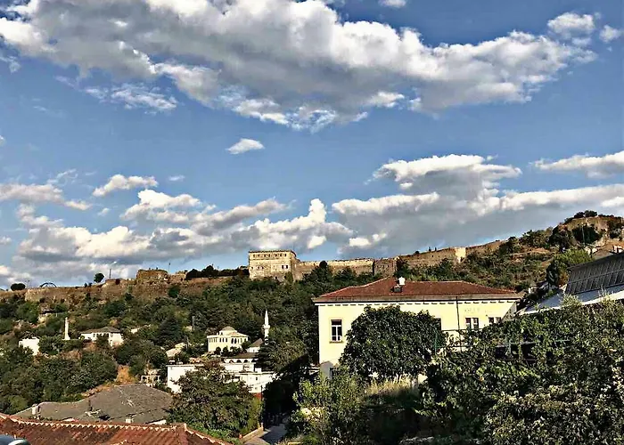 Ahmetaj Hotel 3*
